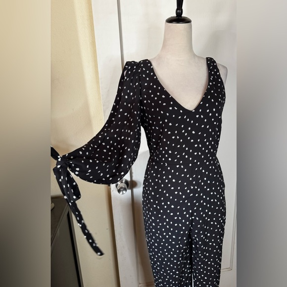 Lulus Aislinn Black Jumpsuit One Shoulder Sleeveless Romper asymmetrical - Picture 4 of 16